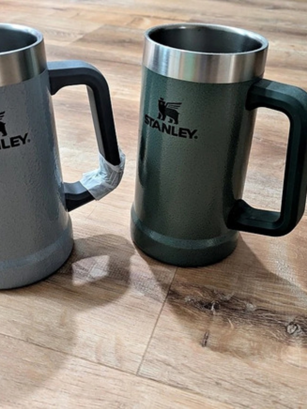 NWOT Stanley Adventure Big Grip Beer Stein 24 oz Set Green & Gray